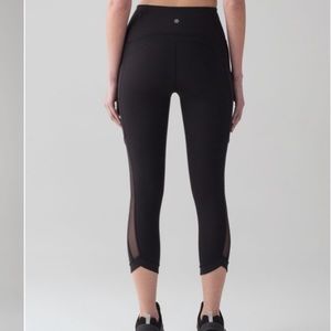 Lululemon Sole Training Crop!